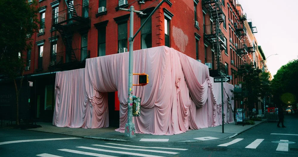 Hourglass Blush Popup x Andrés Reisinger, event photo